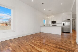 120 Regent St, Unit 4 in Boston, MA - Building Photo - Building Photo