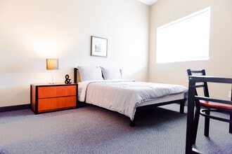 185 King St N in Waterloo, ON - Building Photo - Building Photo