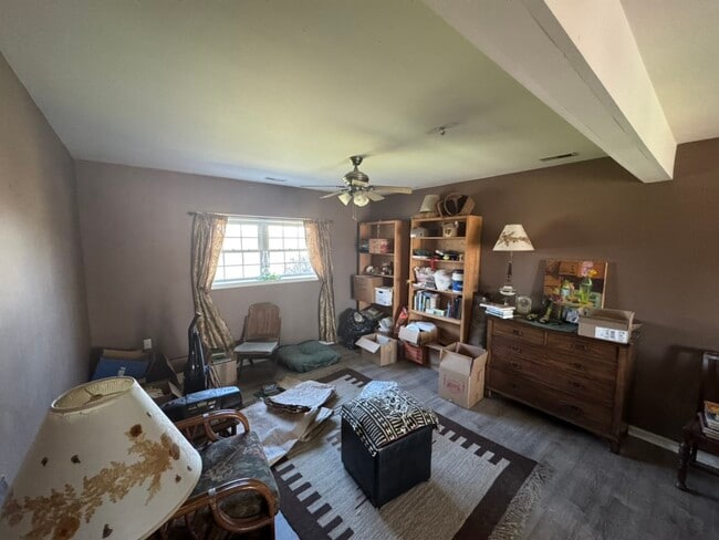 695 Old Leetown Pike in Kearneysville, WV - Building Photo - Building Photo