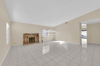 6608 Silverstream Ave in Las Vegas, NV - Building Photo - Building Photo