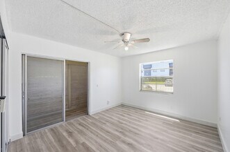 452 Normandy Ln in Delray Beach, FL - Building Photo - Building Photo
