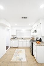 9011 Parkette Dr in Houston, TX - Building Photo - Building Photo