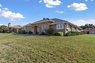 1600 Fairwind Ct in Carrollton, TX - Building Photo - Building Photo