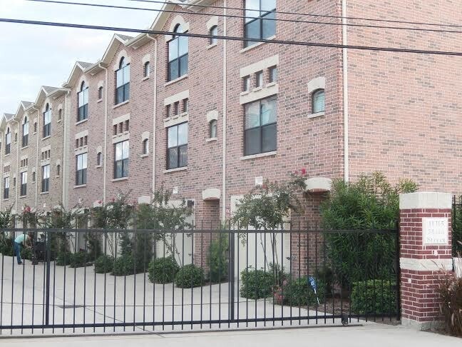property at 11315 S Main St