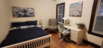 2018 Lake St, Unit Apt 2 in Evanston, IL - Building Photo - Building Photo