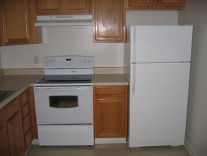 General Clay Apartments in Bessemer, AL - Foto de edificio - Interior Photo