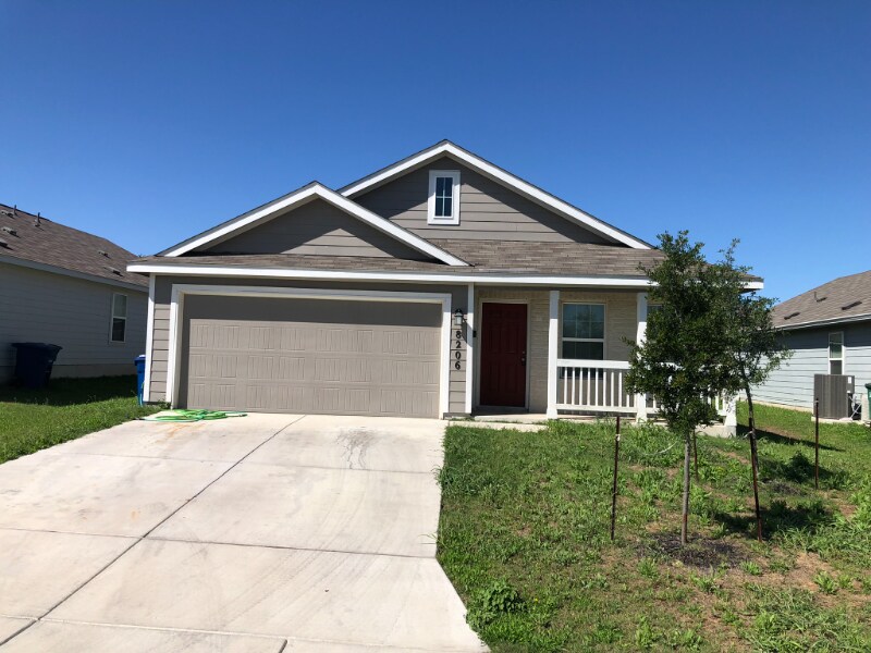 8206 Glasgow Dr in San Antonio, TX - Building Photo