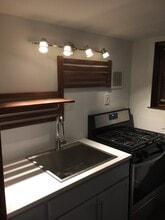 3038 N Davlin Ct, Unit G in Chicago, IL - Building Photo - Building Photo