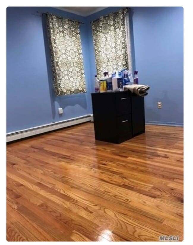 104 Kuhl Ave in Hicksville, NY - Building Photo - Building Photo