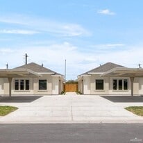 14 Puffin Ave in McAllen, TX - Building Photo