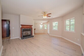 111 Wiley Way in Warner Robins, GA - Building Photo - Building Photo