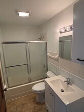 4031 Meadow Ln in Lorain, OH - Building Photo - Building Photo