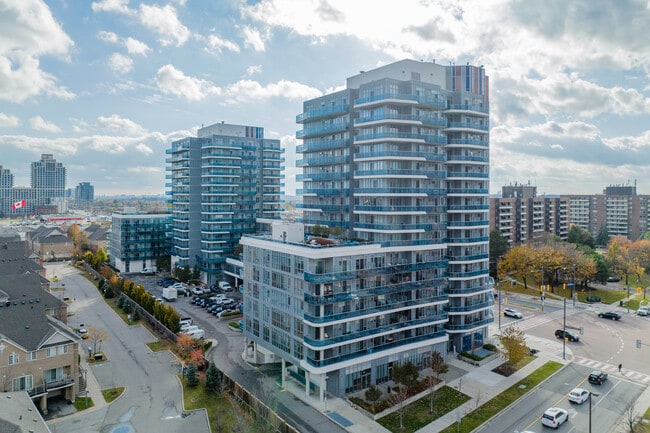 Xpression in Richmond Hill, ON - Building Photo - Primary Photo