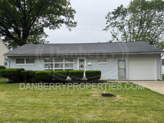 property at 234 Lexington Ave