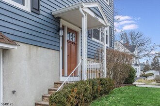 222 Ashland Ave in Bloomfield, NJ - Building Photo - Building Photo