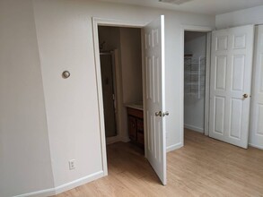 32 Main St in Durham, NH - Building Photo - Building Photo