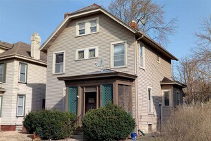 382 Wyandotte Ave in Columbus, OH - Building Photo