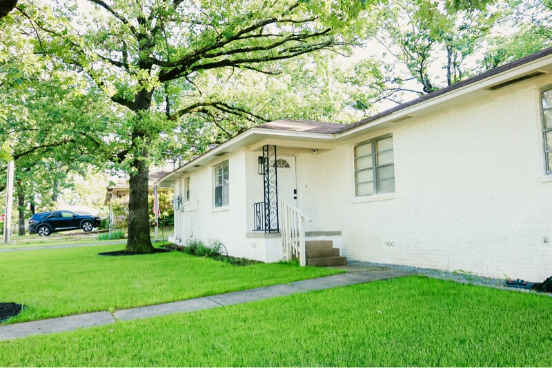 4013 N Locust St in North Little Rock, AR - Building Photo