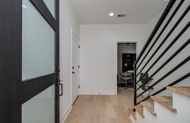 8702 Ojeman Villas Dr in Houston, TX - Building Photo - Building Photo