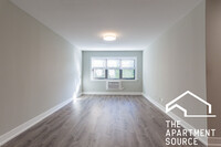 454 W Barry Ave, Unit A in Chicago, IL - Building Photo - Building Photo