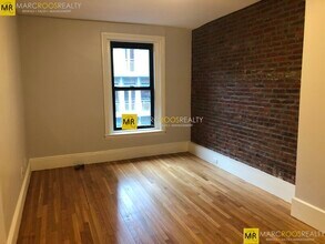 252 Newbury St, Unit 6 in Boston, MA - Foto de edificio - Building Photo