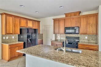 10830 Brighton Beach Ave in Las Vegas, NV - Building Photo - Building Photo