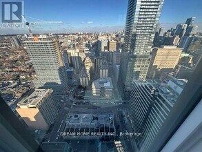 238 Simcoe St in Toronto, ON - Building Photo - Building Photo