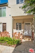121 Strand St in Santa Monica, CA - Building Photo - Building Photo