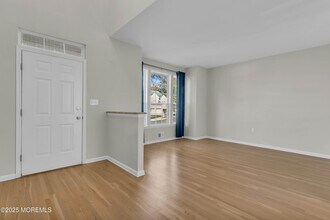 20 Mulberry Ln in Holmdel, NJ - Building Photo - Building Photo