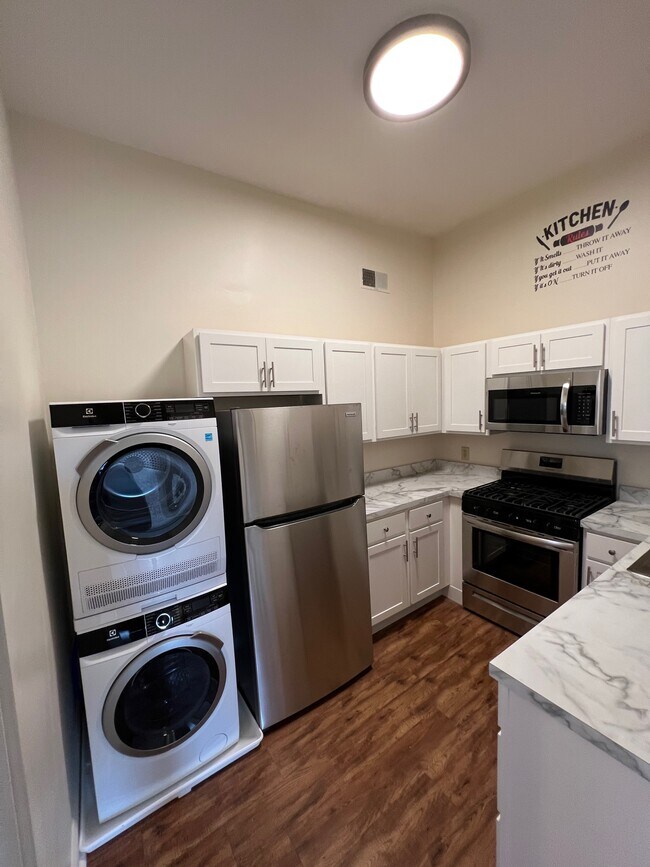 211 Shiloh St Rentals in Pittsburgh, PA