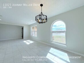 11023 Johnny Miller Dr in El Paso, TX - Building Photo - Building Photo