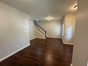16121 Wrights Ferry Rd in Charlotte, NC - Building Photo - Building Photo