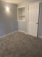 42 Brooks Rd in Lincoln, MA - Building Photo - Building Photo