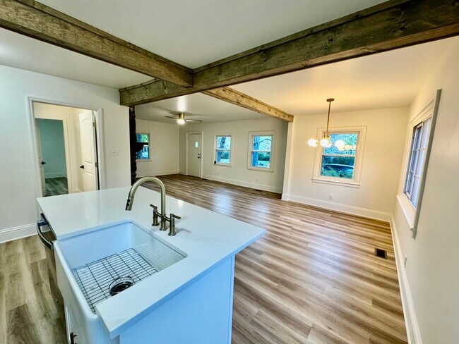 1532 Emoriland Blvd in Knoxville, TN - Building Photo - Building Photo