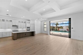 16214 Verilyn Cir in Naples, FL - Building Photo - Building Photo