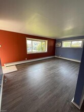 19 Dayton Rd in Edison, NJ - Building Photo - Building Photo