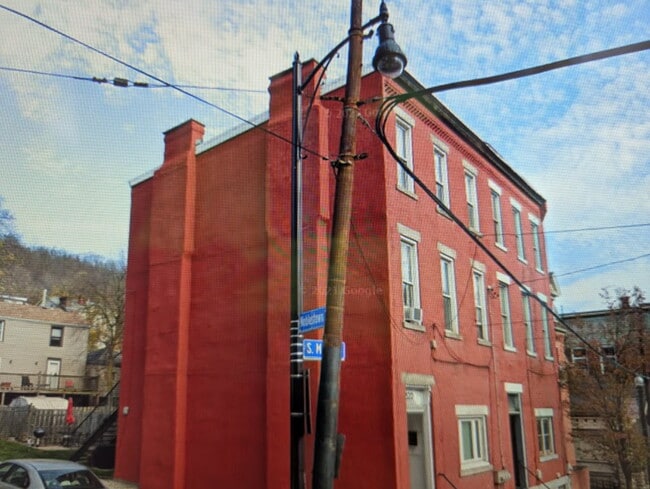 520 S Main St, Unit 520 S. Main St.