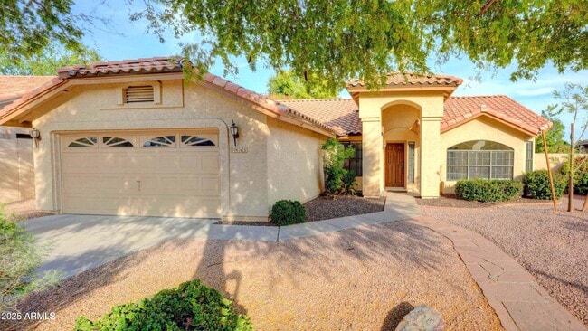 property at 9445 S La Rosa Dr
