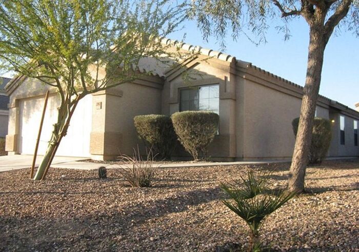 23952 W Desert Bloom St in Buckeye, AZ - Building Photo