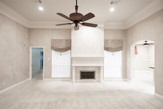 26910 Willow Ln in Katy, TX - Foto de edificio - Building Photo