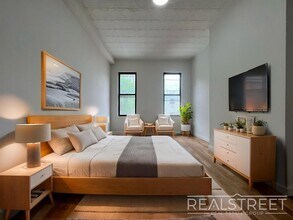 Massive 4BD/4BA Duplex with Office & Priva in Brooklyn, NY - Building Photo - Building Photo