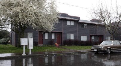 2502 E 34th St in Vancouver, WA - Building Photo - Building Photo