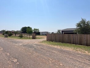 2003 W County Rd 138 in Midland, TX - Building Photo - Building Photo
