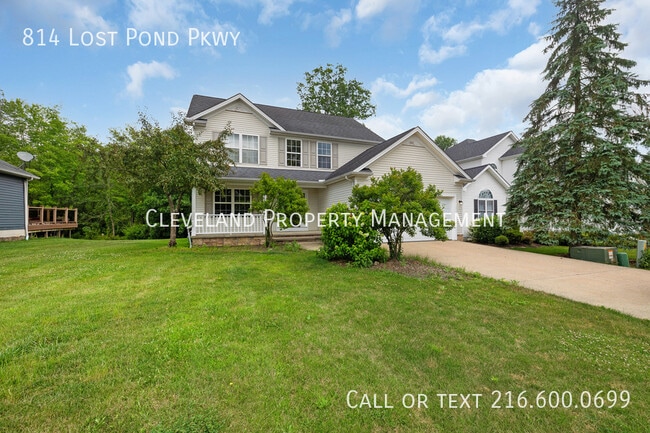 property at 814 Lost Pond Pkwy