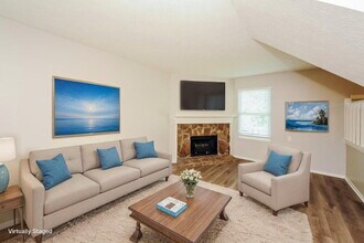 10355 Rillridge Ct in Alpharetta, GA - Foto de edificio - Building Photo