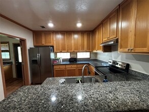 1671 US-190 in Huntsville, TX - Building Photo - Building Photo