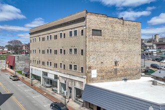262 Connecticut Ave in Rochester, PA - Foto de edificio - Building Photo