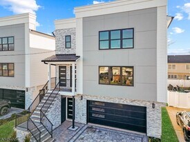 908 S Park St in Linden, NJ - Building Photo