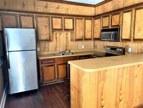 753 Center St in West Columbia, SC - Building Photo - Building Photo