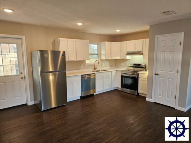 923 Green Tree Rd in Panama City, FL - Building Photo - Building Photo